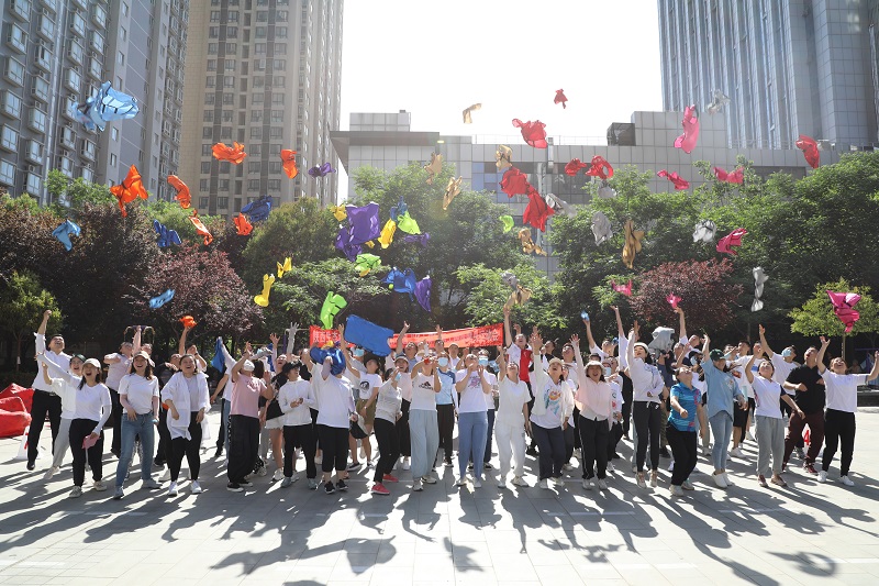 生態(tài)水泥：靠譜！金牌管家將暖心服務(wù)送到職工心坎里