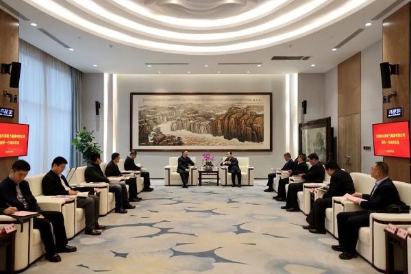哈電集團黨委副書記、董事、總經(jīng)理黃偉一行到陜煤集團座談交流