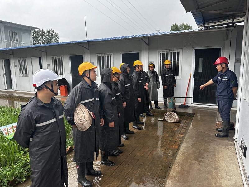 黃陵新材公司：聞訊而動，筑牢防汛安全防線