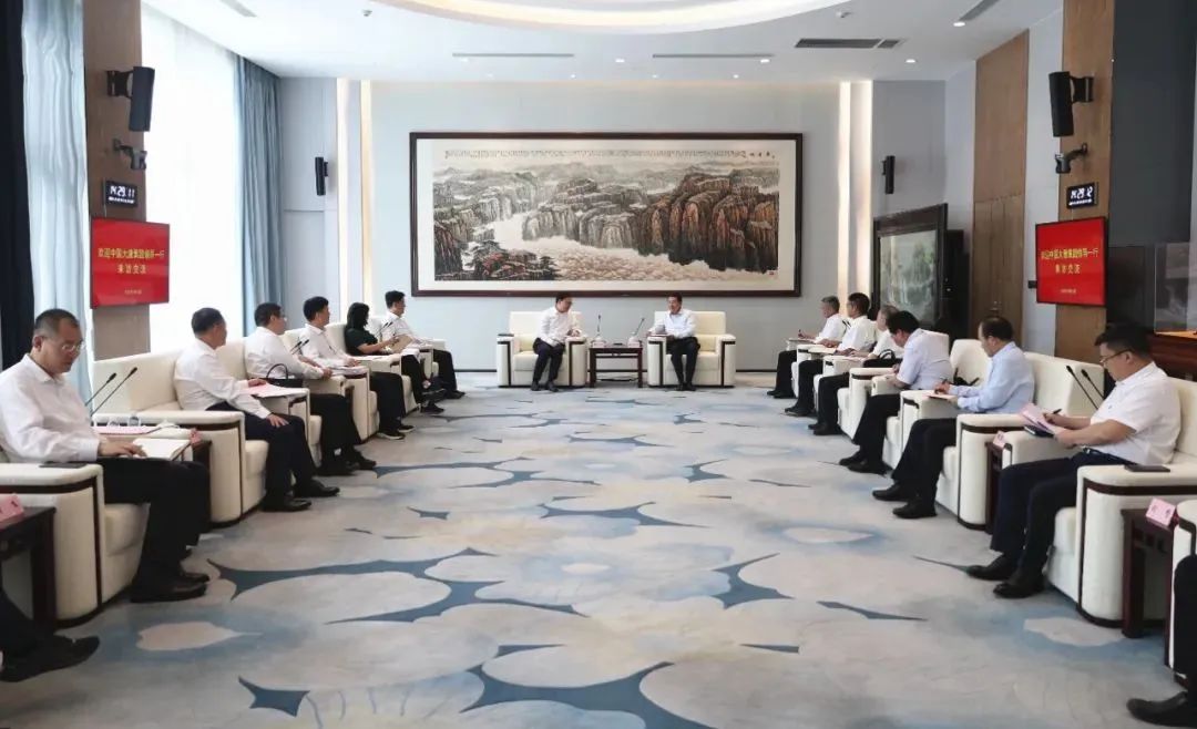 張文琪會(huì)見(jiàn)中國(guó)大唐集團(tuán)總經(jīng)理張傳江一行
