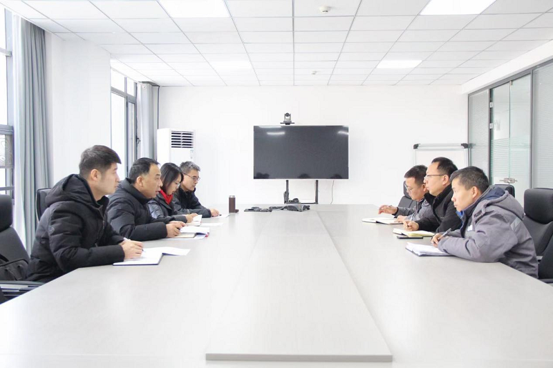 陜煤新材公司深入一線召開現(xiàn)場安全生產(chǎn)工作會